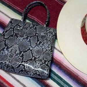 Snake purse